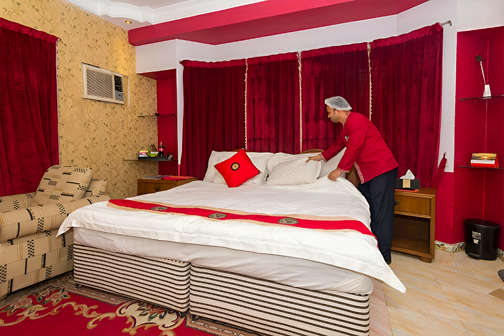 Fully Furnished Serviced Apartments